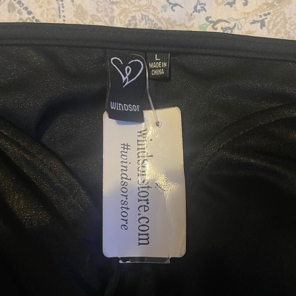 Plus Size Windsor Off the Shoulder Black Corset Top - Picture 3 of 5